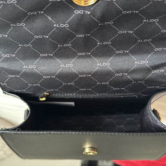 Never worn - Picture 4 of 4